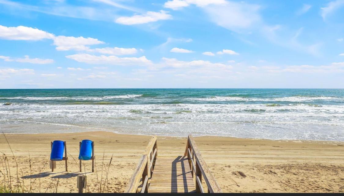 Beachfront Retreat! 3 Steps To Walkover! เซิร์ฟไซด์บีช ภายนอก รูปภาพ